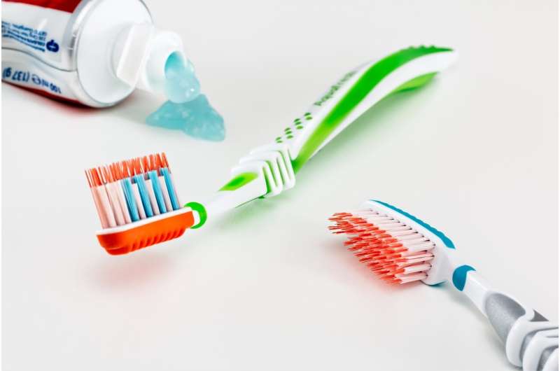 Toothpaste containing synthetic tooth minerals can prevent cavities as effectively as fluoride: Clinical trial