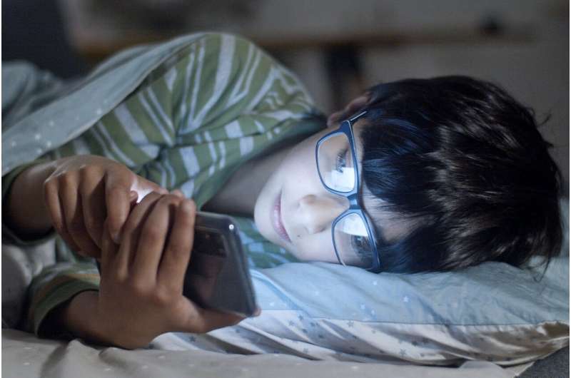 Is too much screen time bad for our eyes? 