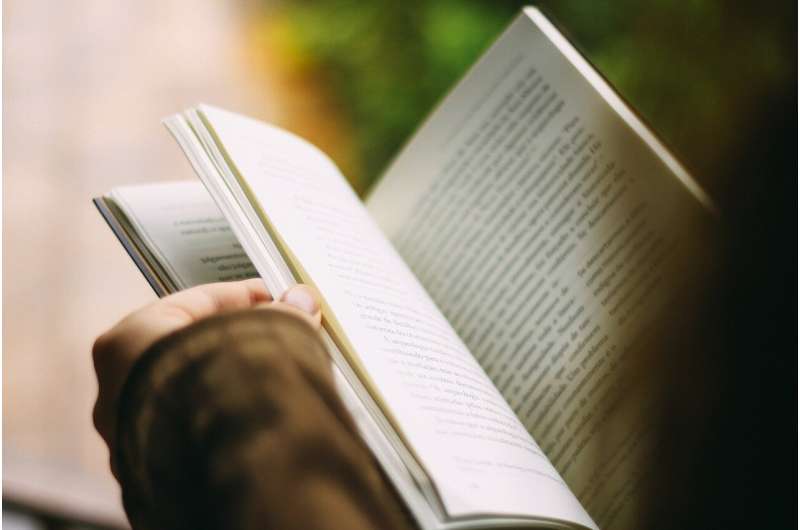 People who cannot read may be three times as likely to develop dementia 