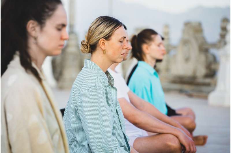 Mindfulness training may lead to altered states of consciousness, study finds