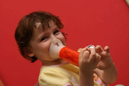 Pediatric pulmonologist discusses how to know when asthma becomes life-threatening 