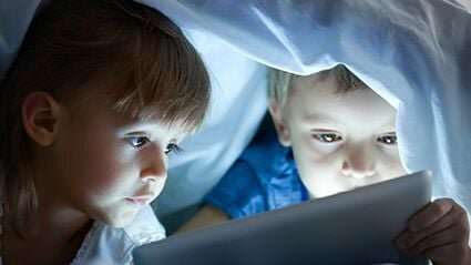 Screen time tied to mental health problems in kindergarten children