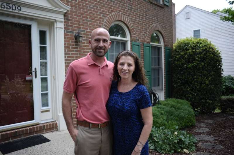 Terrie Callahan (R) met her fiance Rob late in her life, and she bought eggs from a young donor - but the IVF procedure worked w