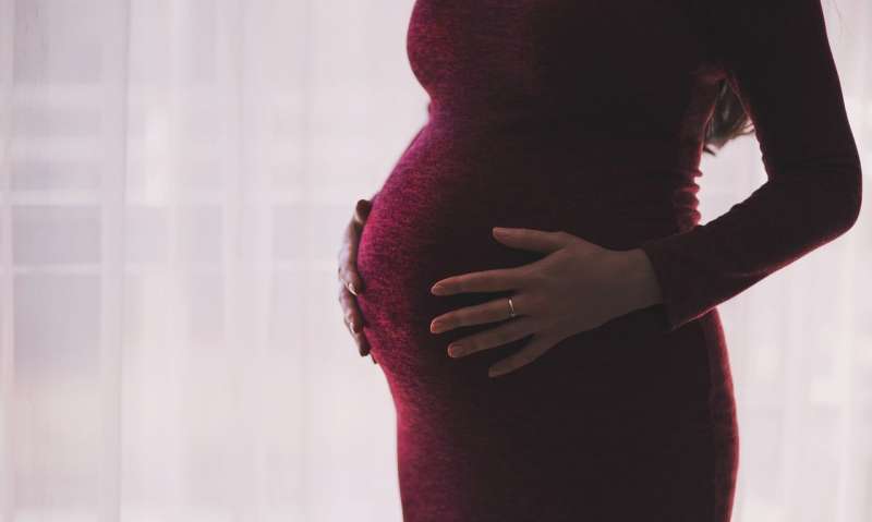 Inducing labor at 39 weeks reduces likelihood of C-sections 