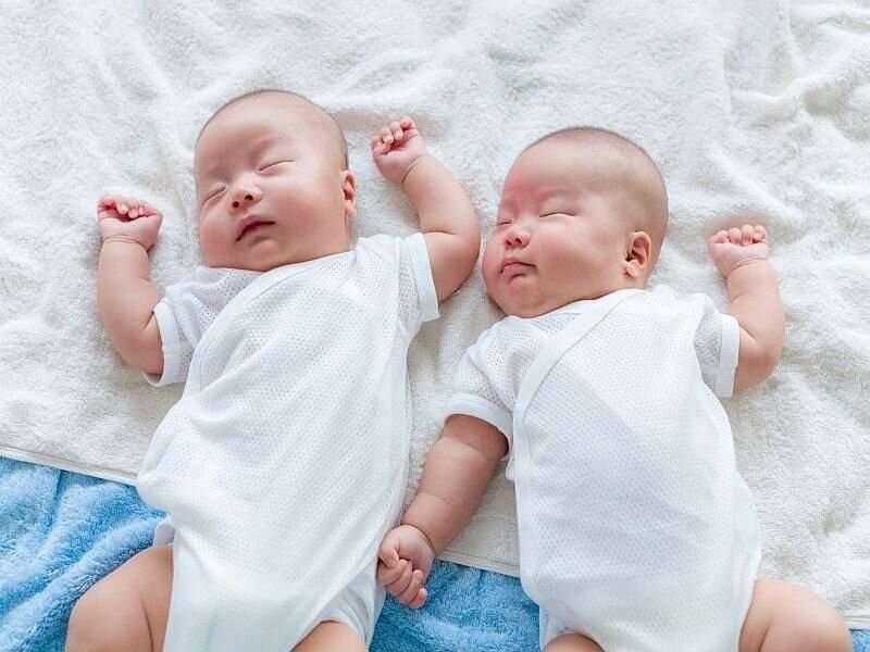 2019 to 2020 saw drop in number, rate of twin births 