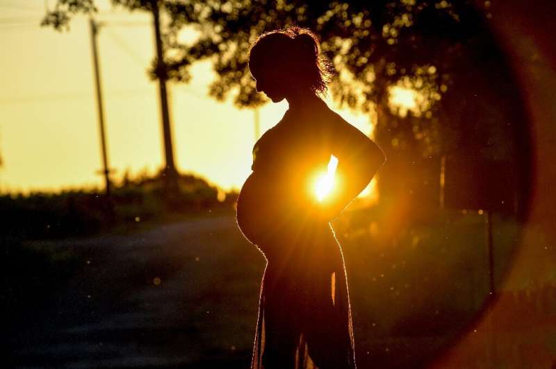 Women exposed to high temperatures and heatwaves during pregnancy are more likely to have premature or stillborn babies, researc