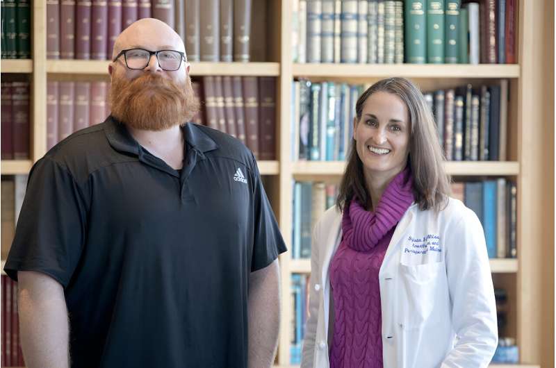 Michael Scofield, Ph.D. (left) is the Jerry G. Reves Endowed Chair in Basic Science Anesthesiology Research at the Medical University of South Carolina. Sylvia Wilson, M.D. (right) is the Jerry G. Reves Endowed Chair in Anesthesia Research at MUSC. Credit: Medical University of South Carolina, Sarah Pack