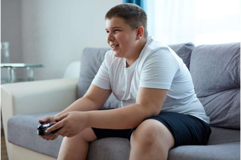 High BMI in adolescence linked to early chronic kidney disease in young adulthood 